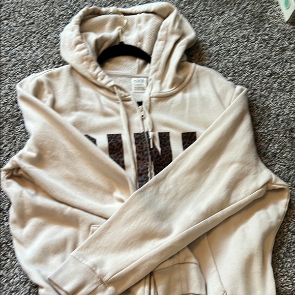 VS Pink Leopard Print Hoodie - Picture 4 of 5